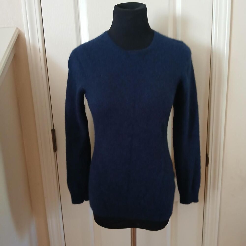 Charter Club Luxury Navy 100% Cashmere Sweater M Old Money Quiet Luxury Classic